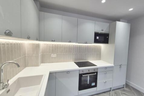 3 Tebbutts Road, St Neots, PE19 photo 5