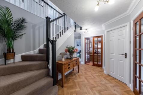 30 Earls Way-018.jpg