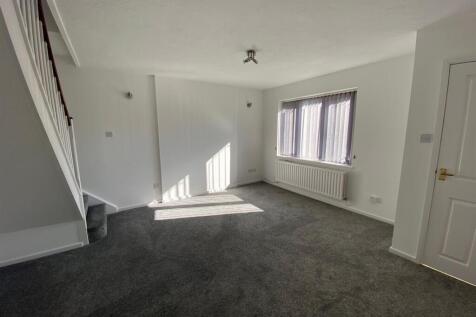 Globe Avenue, Stafford, ST17 9GF photo 3