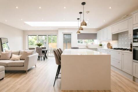 Kitchen-Dining.jpg