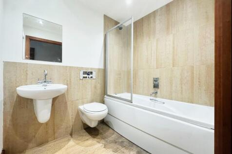 Galleries bathroo...