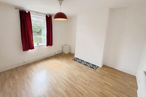 Sunny Springs, Chesterfield, Derbyshire, S41 photo 3