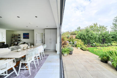 Kitchen/garden