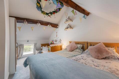 Brook Lane 31 Bedroom 2-1.jpg