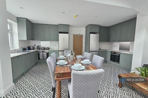 23 Sqm Double Kitchen