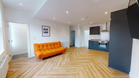 2-bed house on Fearon Street, Loughborough, £1,777/mo