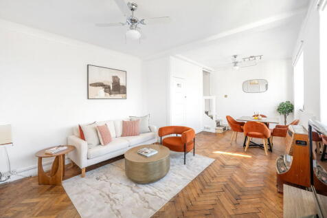 London, SW8 - property photo