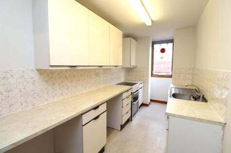 Kitchen.JPG