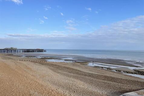 St Leonards Beach