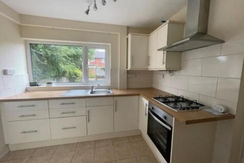 Birch Crescent, Newhey photo 4