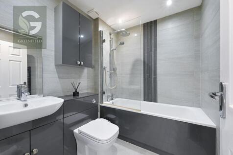 Huntsmoor Road, Ewell, Epsom, Surrey, KT19 0JH