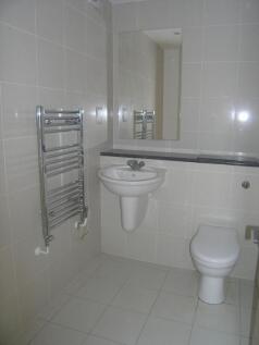 Cloakroom/wc