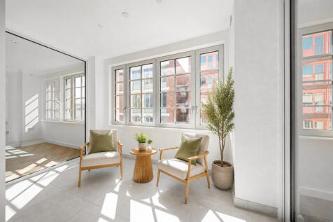 Hackney Wick E3-2.jpg