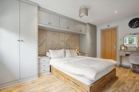 20 Oakley Wood Drive_33.jpg