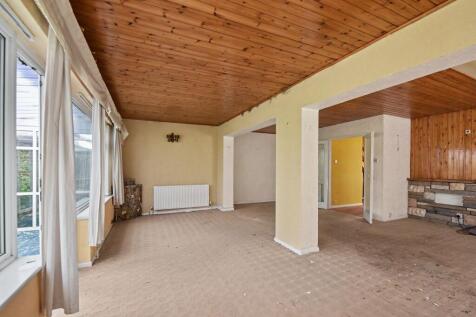 243 Halstead Road, Frinton-on-sea, Essex, CO13 0DX