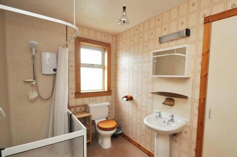1stfloor Shower Room