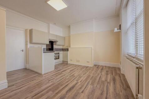 Kitchen/Reception