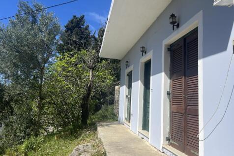 front balcony