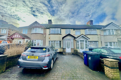 3 Bed Unfurnished Terraced