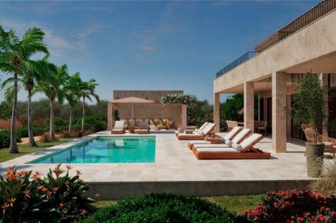 Exterior and Pool (2