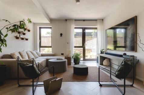 Waterline House-2.jpg