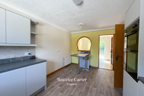 Hornbeam Road, Mildenhall photo 3
