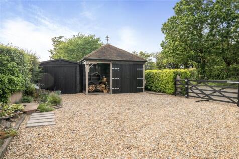 Garage &amp; Workshop