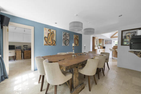 Dining / Family Room