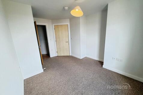Winterthur Way, Victory Hill, Basingstoke, RG21 photo 4