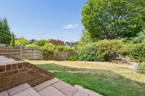 Ashlyns Road, Berkhamsted, Hertfordshire photo 4