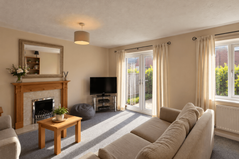 Heron Drive, Lenton, Nottingham, NG7 2DE photo 2