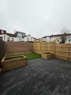Shelldale Road, Brighton photo 4