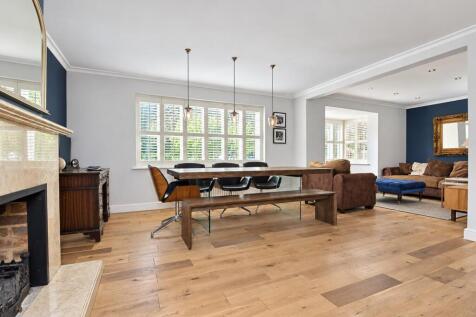 114 Waterdell Lane_Internals-8.jpg