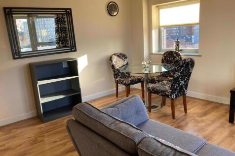 Dining area in lounge