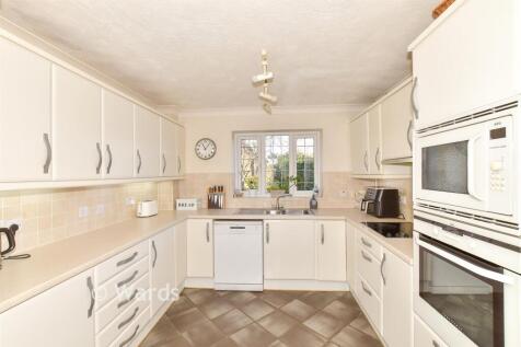 Kitchen/ Breakfast Room