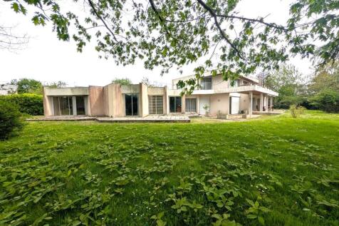 Property Image 28