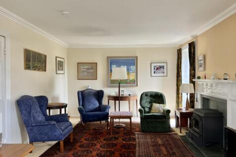 Kirkmulloch, 1 Wayside, Dalry - Williamson and Hen