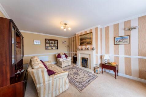 27 Eaton View-013.jpg