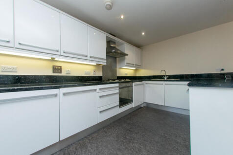 Bruntcliffe Road, LS27 photo 3