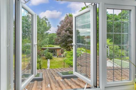 External Lifestyle Photograph