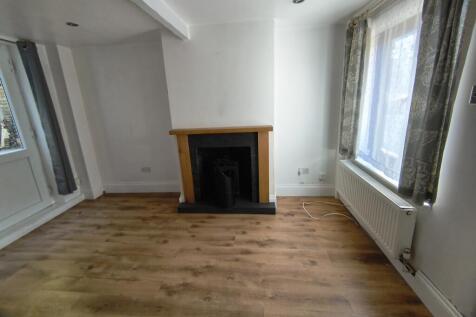 Victoria Place, Shortmead Street, Biggleswade, Central Bedfordshire photo 3