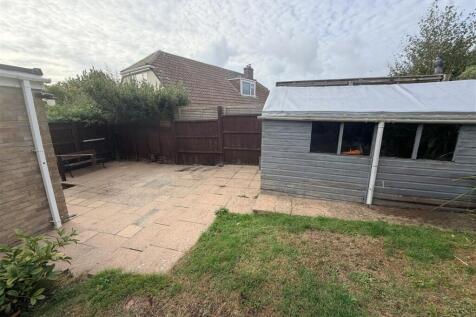 Rear Patio &amp; shed