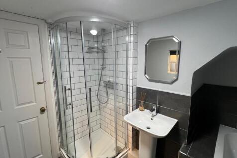 WhatsApp Image 2025-11-10 at 15.36.28 (5).jpeg