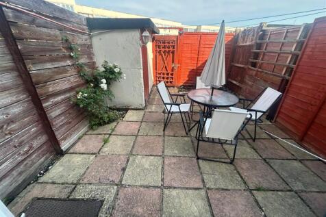 GARDEN.jpg