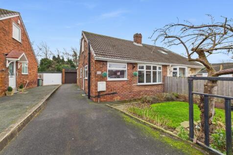 Leeds, LS26 - property photo