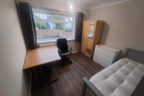 Oundle Drive, Nottingham photo 5