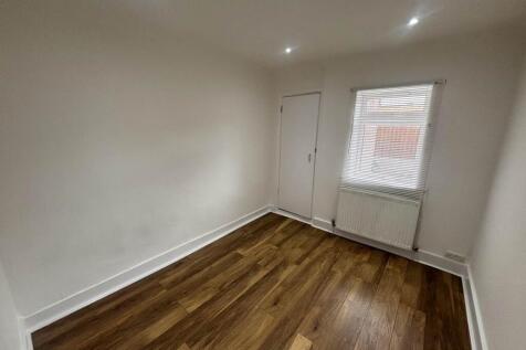 Fulbourne Road, Walthamstow, London photo 5