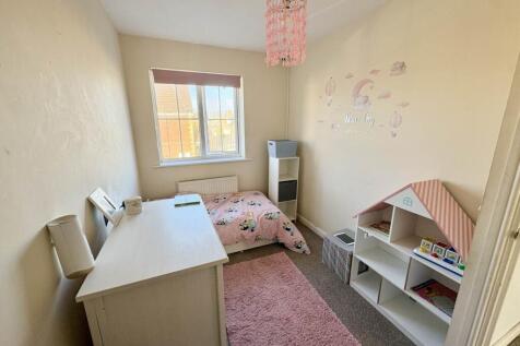 Bluebell Drive , Llanharan,  photo 5