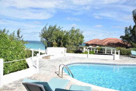 Shared pool &amp; villa