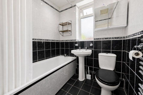 3 Bedroom Terraced House, Doncaster Road, Blackpool FY3 9TA photo 4